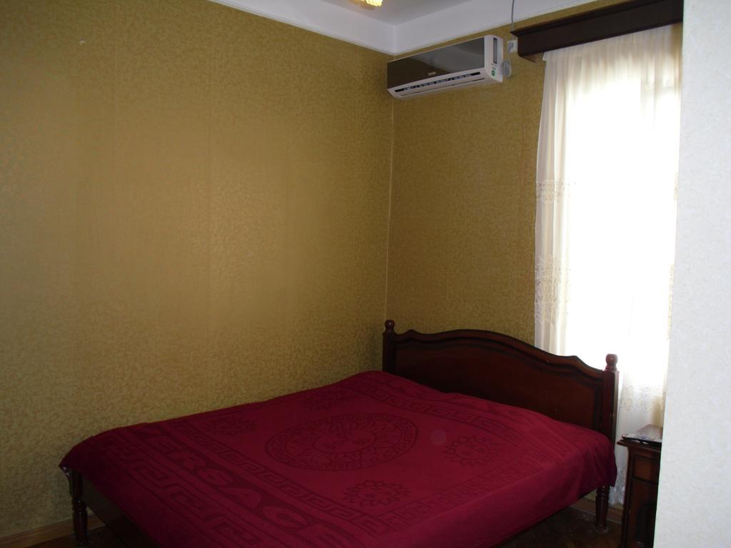 Suliko Guest House Batumi Exterior foto